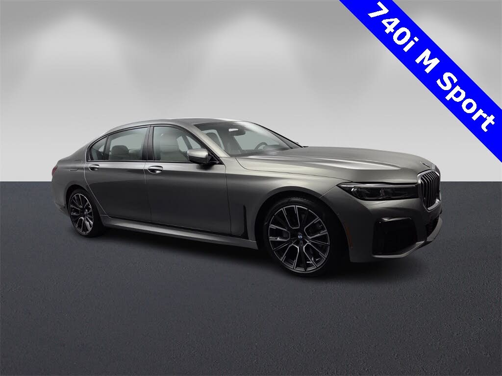 2021 BMW 7 Series 740i RWD