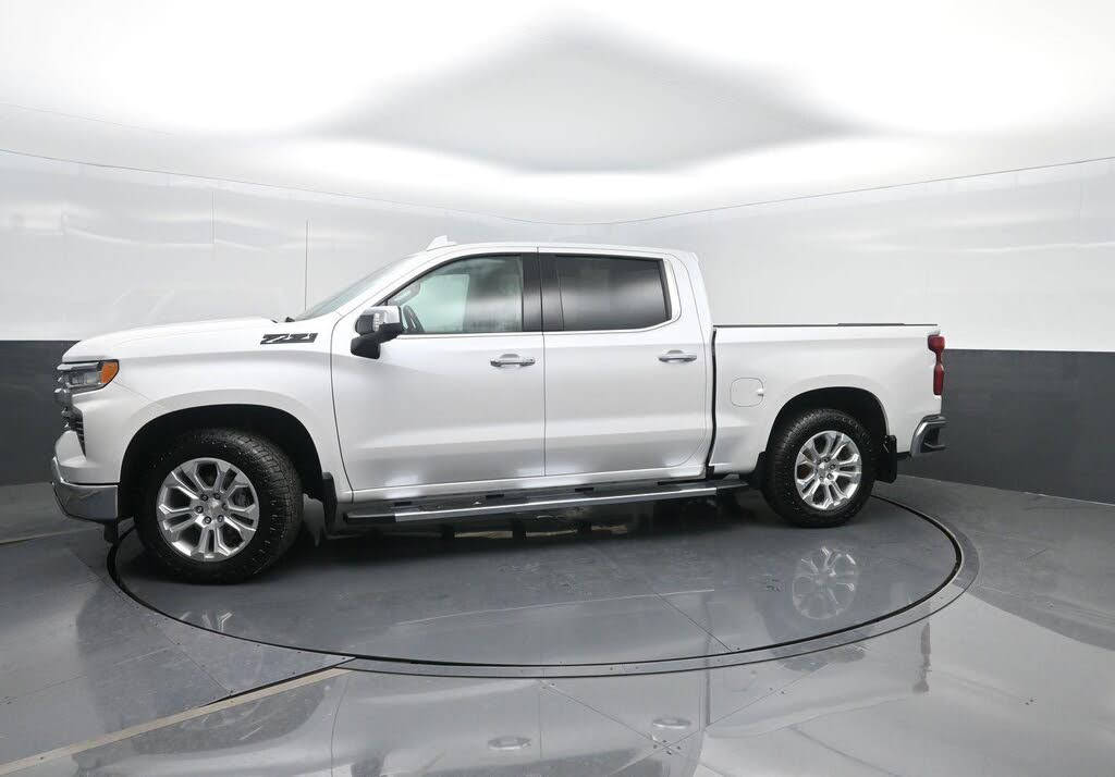2023 Chevrolet Silverado 1500 LTZ Crew Cab 4WD