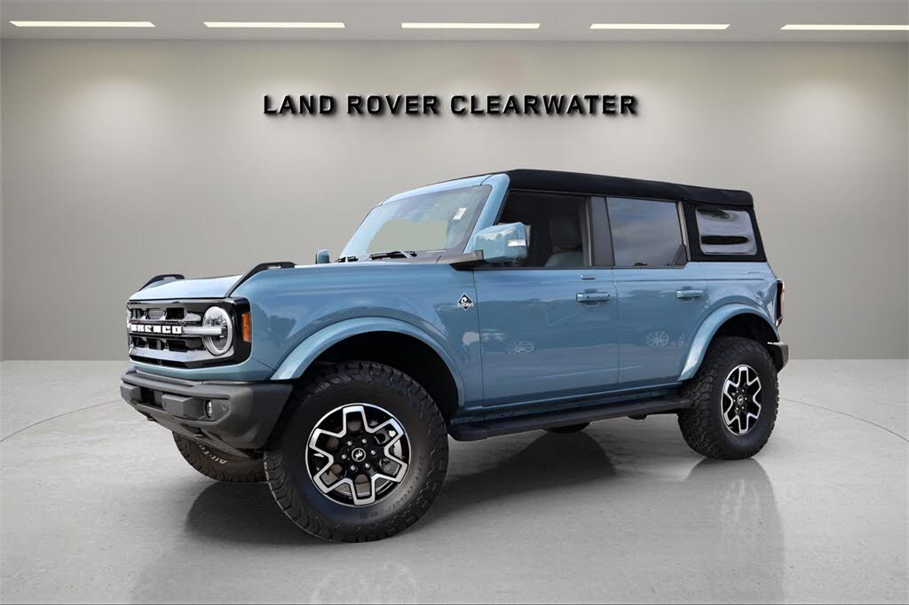 2023 Ford Bronco Outer Banks 4-Door 4WD