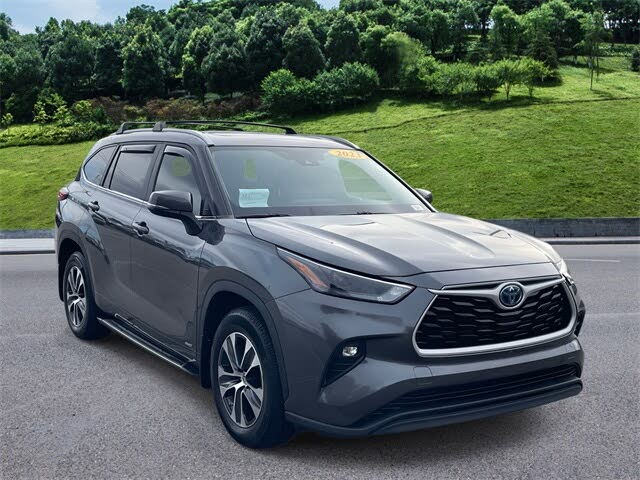 2023 Toyota Highlander Hybrid XLE AWD