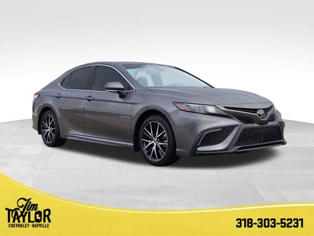 2024 Toyota Camry SE FWD