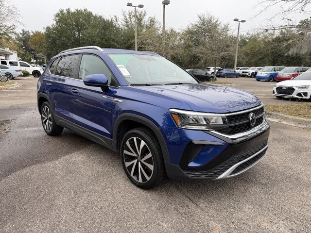 2024 Volkswagen Taos SE FWD