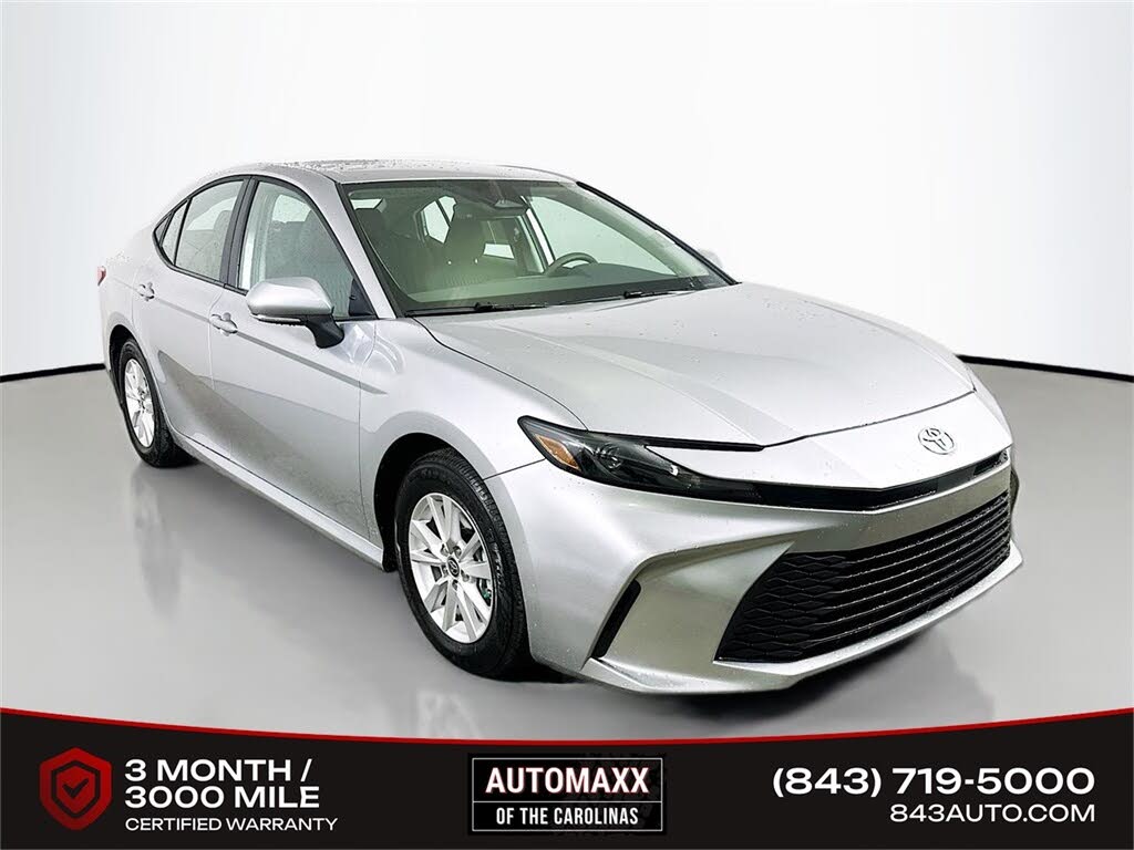 2025 Toyota Camry LE FWD