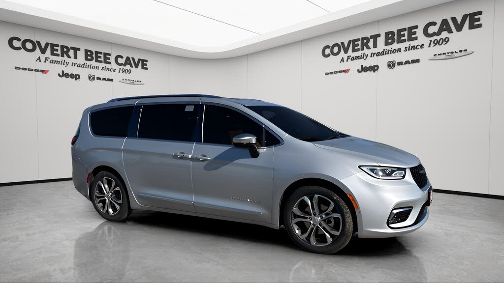 2026 Chrysler Pacifica Pinnacle FWD