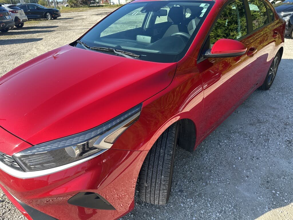 2024 Kia Forte LXS FWD