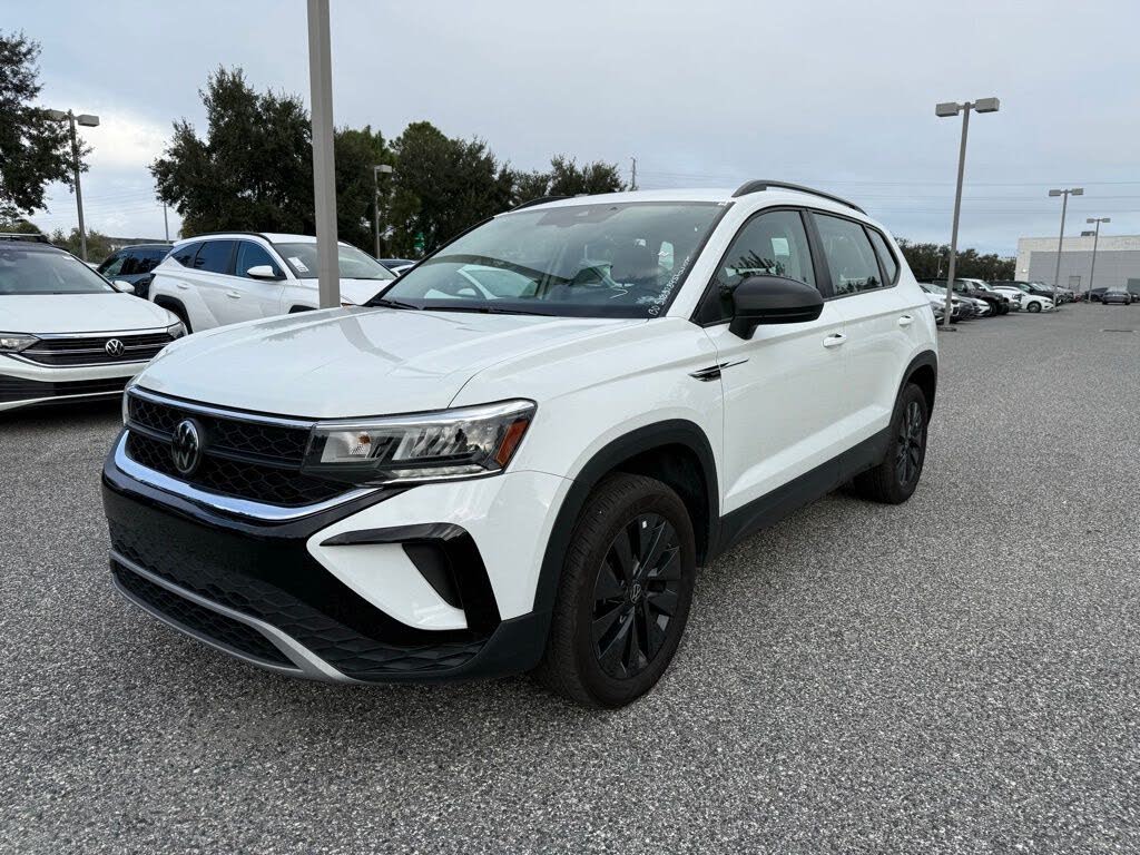 2024 Volkswagen Taos S FWD