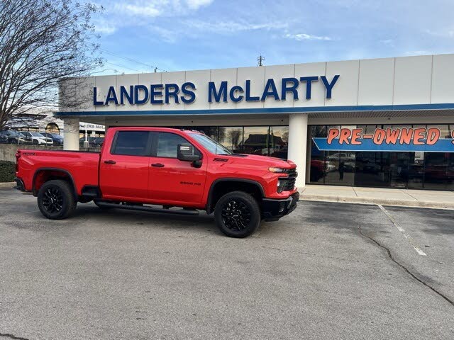2025 Chevrolet Silverado 2500HD Custom Crew Cab 4WD