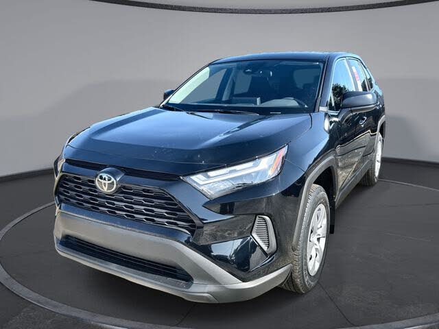 2025 Toyota RAV4 LE FWD
