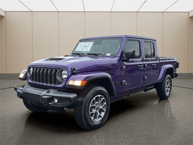 2026 Jeep Gladiator Sport S Crew Cab 4WD
