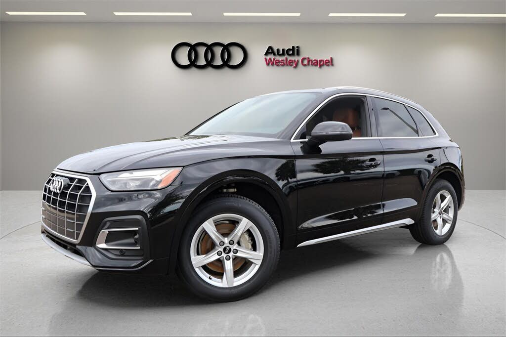 2022 Audi Q5 quattro Premium 40 TFSI