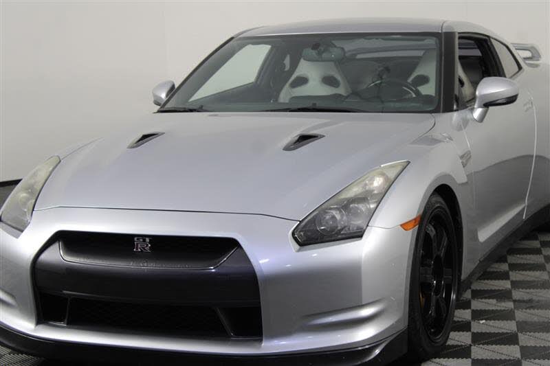 2009 Nissan GT-R Premium AWD