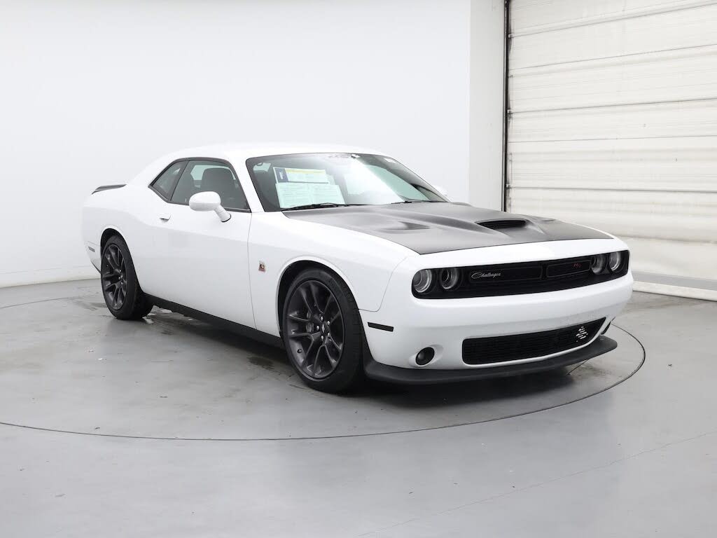 2022 Dodge Challenger R/T Scat Pack RWD