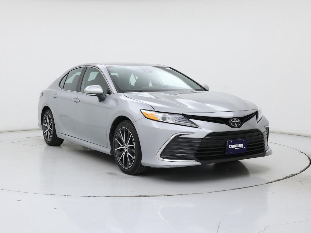 2024 Toyota Camry XLE FWD