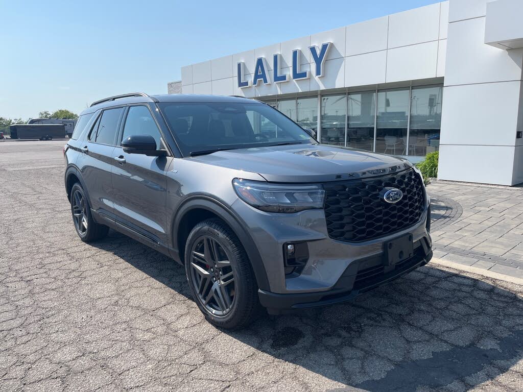 2025 Ford Explorer ST-Line AWD