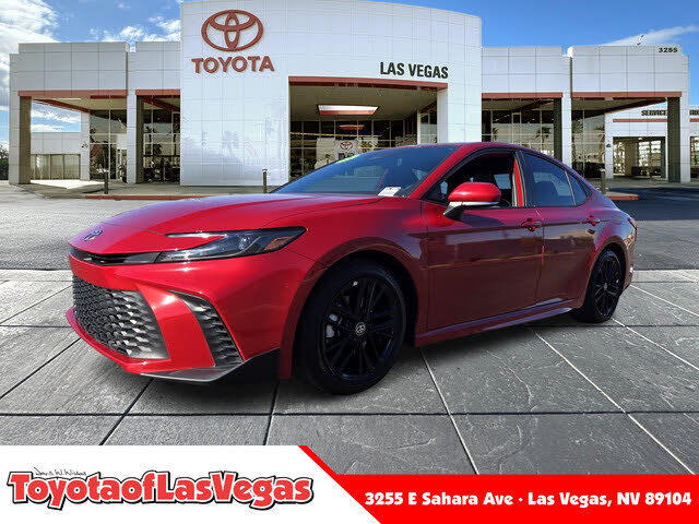 2025 Toyota Camry SE FWD