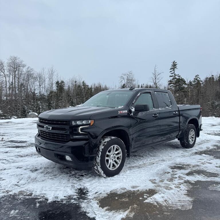 2022 Chevrolet Silverado 1500 RST Crew Cab 4WD