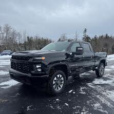 Chevrolet Silverado 2500HD Custom Crew Cab 4WD