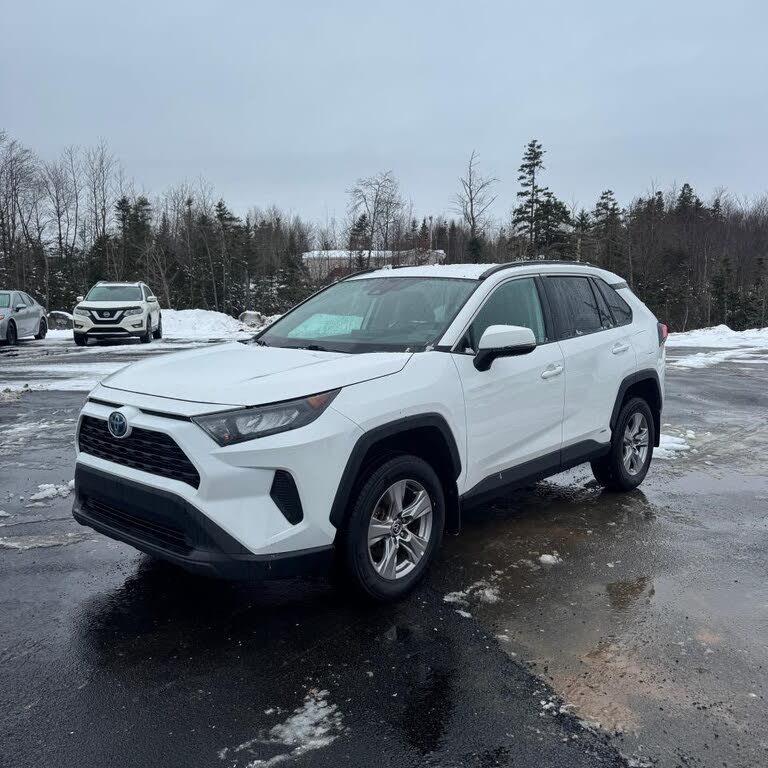 2022 Toyota RAV4 Hybrid LE AWD