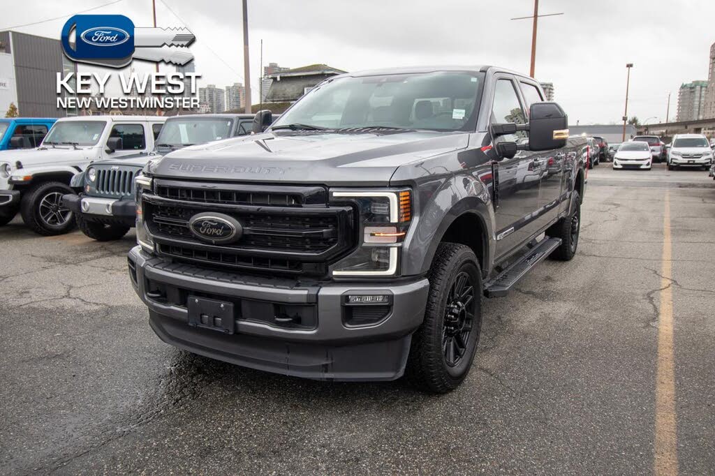 2022 Ford F-350 Super Duty Lariat Crew Cab 4WD