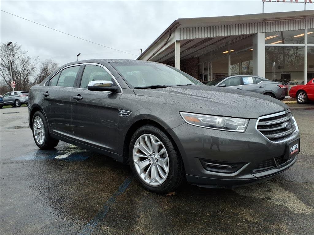 2017 Ford Taurus Limited