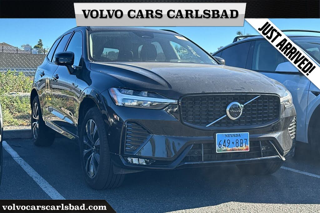 2025 Volvo XC60 B5 Plus Dark Theme AWD