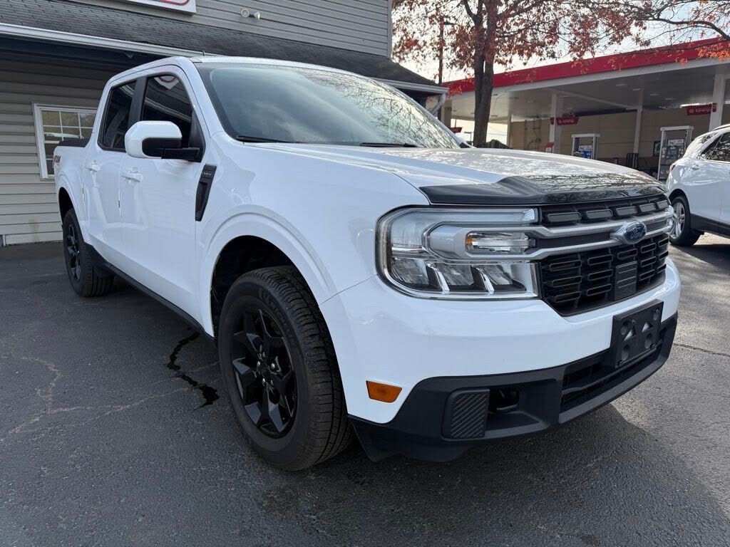 2023 Ford Maverick Lariat SuperCrew AWD