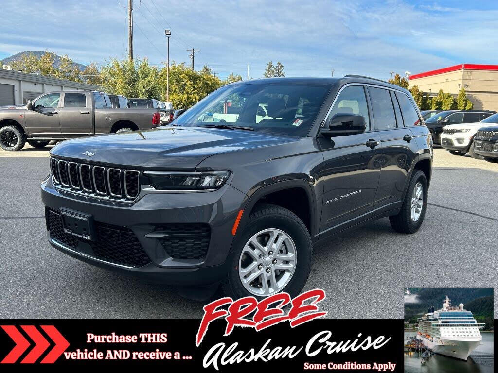 2025 Jeep Grand Cherokee Laredo 4WD