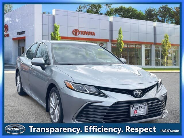 2022 Toyota Camry LE AWD