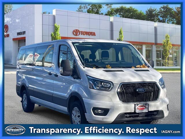 2023 Ford Transit Passenger 350 XLT Low Roof LB RWD