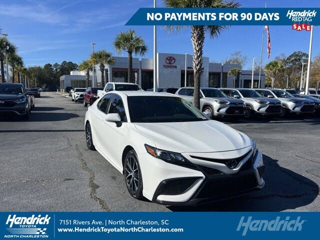 2024 Toyota Camry SE FWD