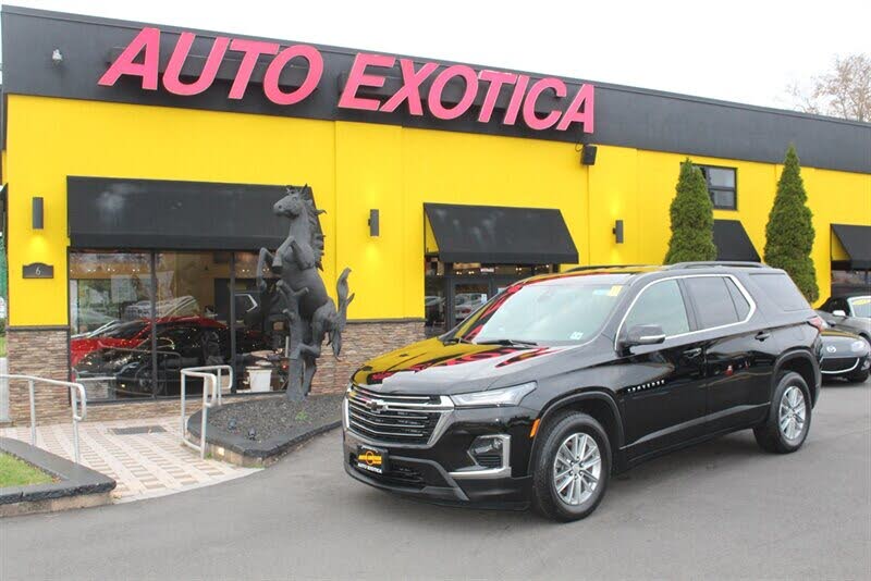 2023 Chevrolet Traverse LT Leather AWD