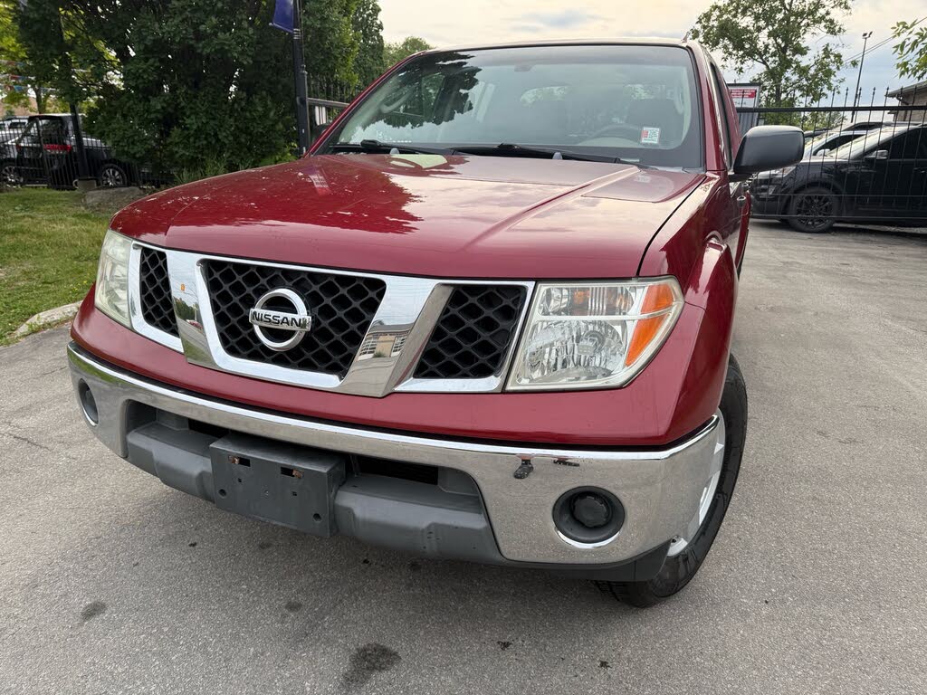 2006 Nissan Frontier SE 4dr Crew Cab SB with automatic