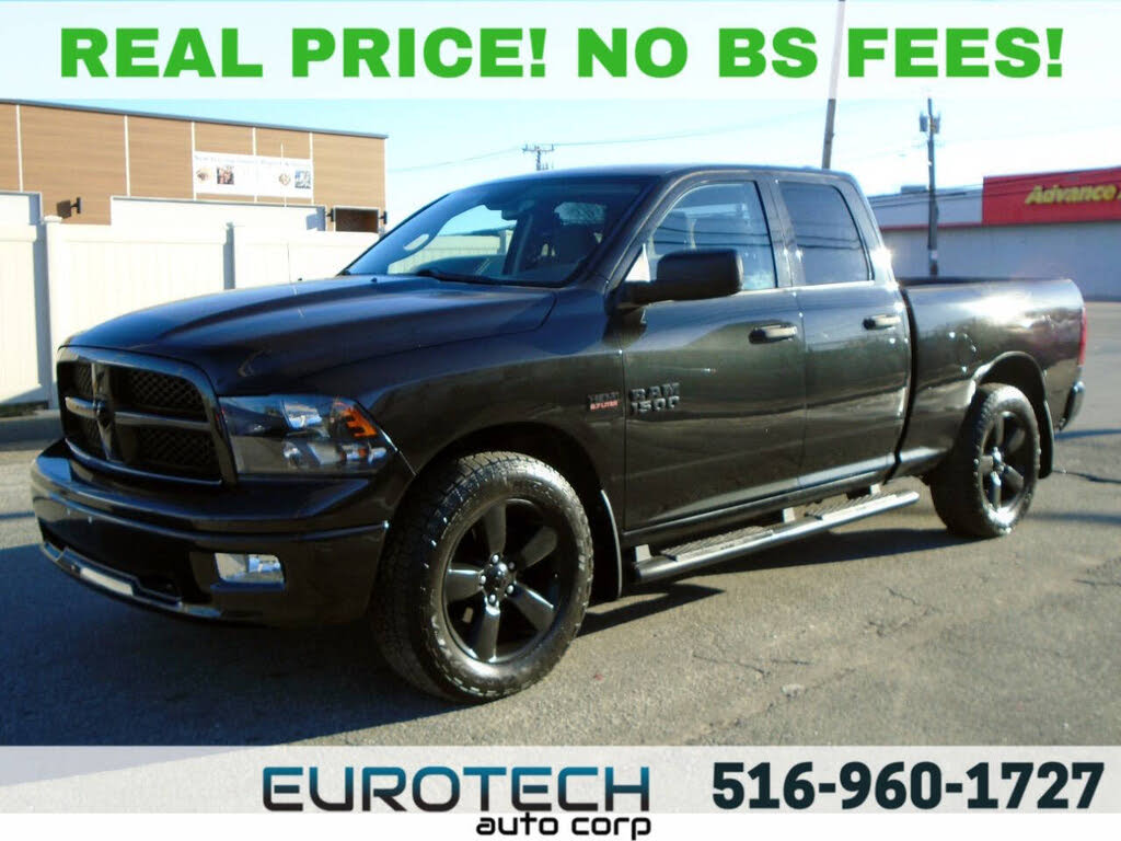 2016 RAM 1500 Express Quad Cab 4WD