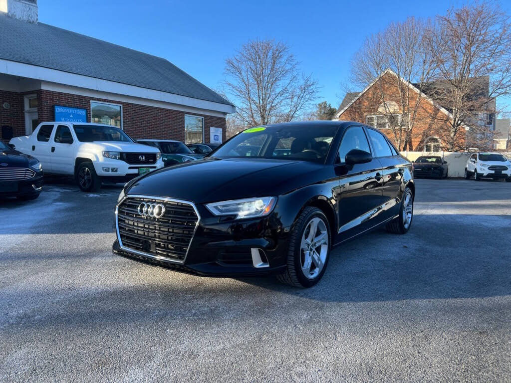 2017 Audi A3 2.0T quattro Premium Sedan AWD
