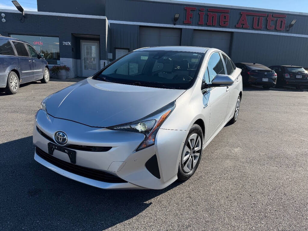 2018 Toyota Prius Two FWD