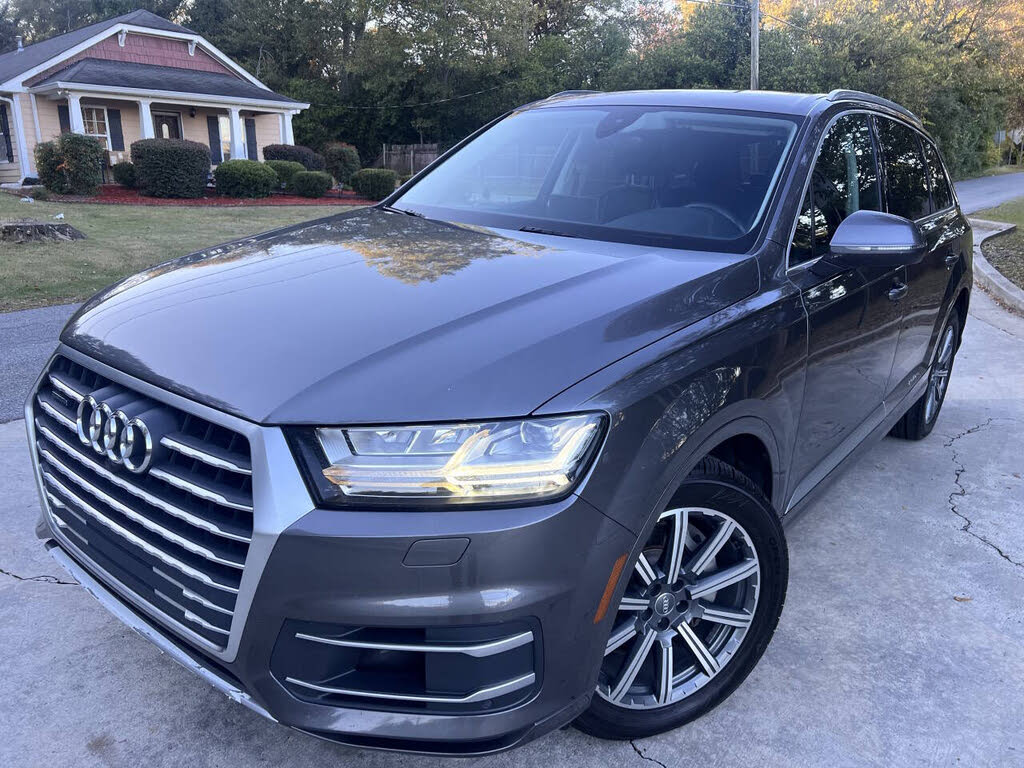 2019 Audi Q7 55 TFSI quattro Premium Plus