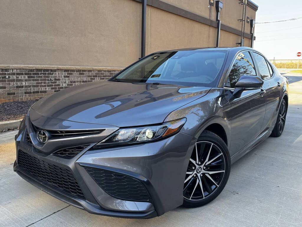 2023 Toyota Camry SE FWD