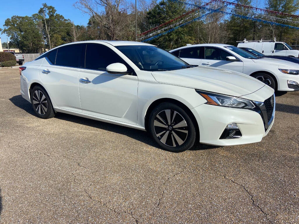 2019 Nissan Altima 2.5 SV FWD