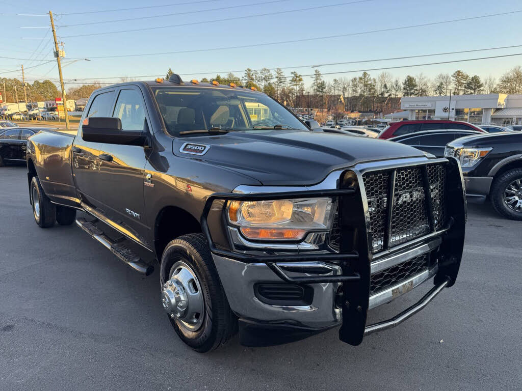 2020 RAM 3500 Tradesman Crew Cab LB DRW 4WD