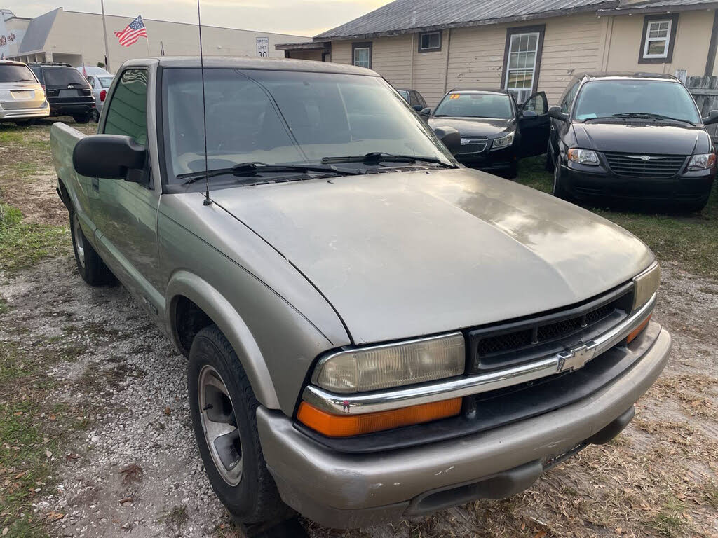 2000 Chevrolet S-10 RWD