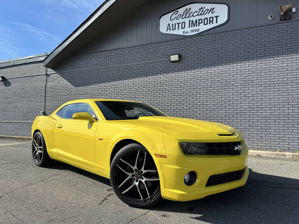 2011 Chevrolet Camaro 1SS Coupe RWD