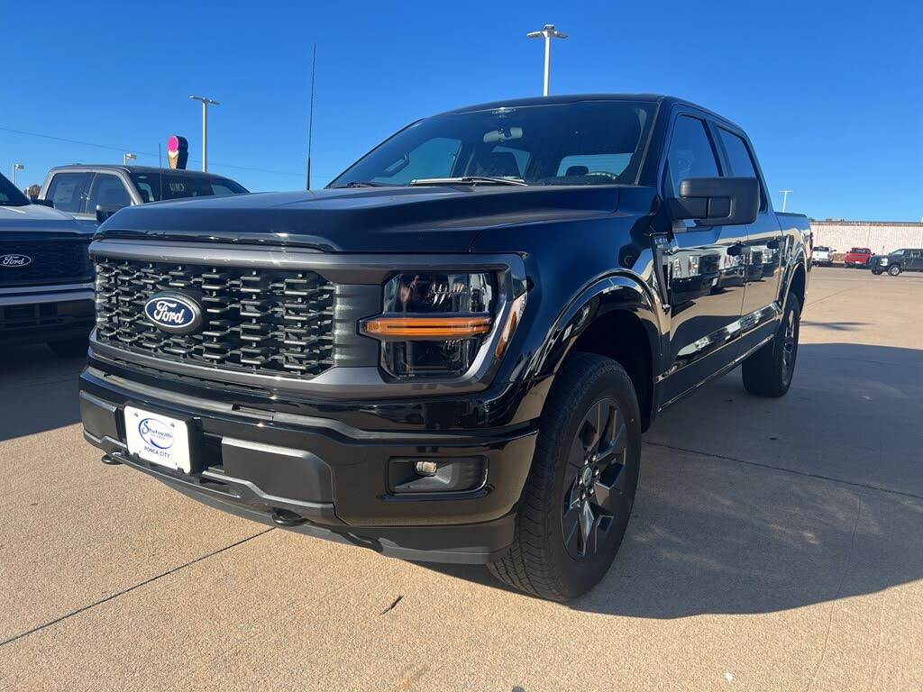 2025 Ford F-150 STX 4dr SuperCrew 4WD