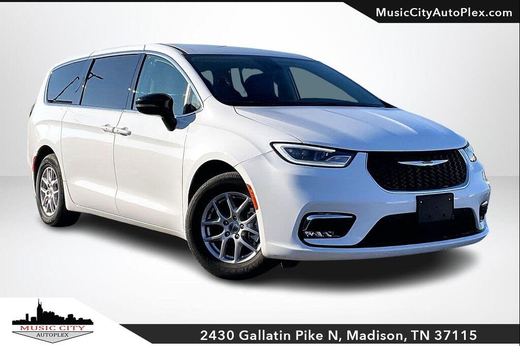 2024 Chrysler Pacifica Touring L FWD