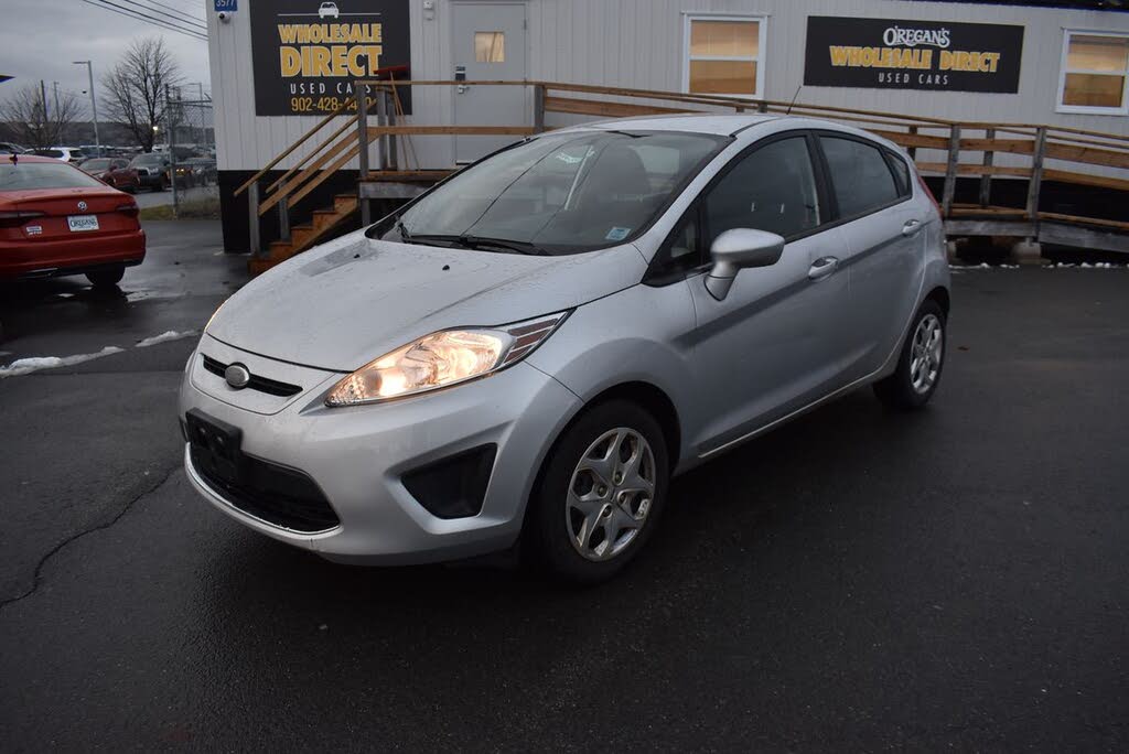 2011 Ford Fiesta SE Hatchback
