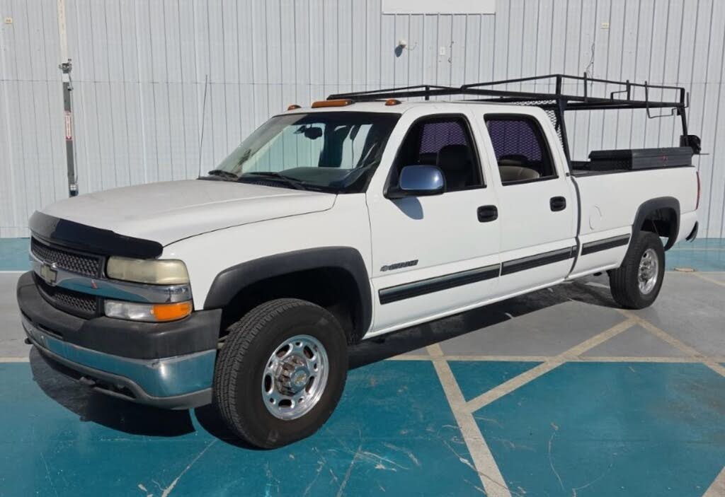 2001 Chevrolet Silverado 2500HD LS Crew Cab 4WD