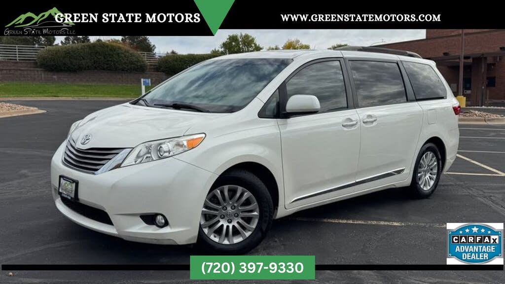 2017 Toyota Sienna Limited Premium 7-Passenger FWD