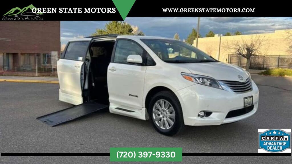 2017 Toyota Sienna XLE 8-Passenger FWD