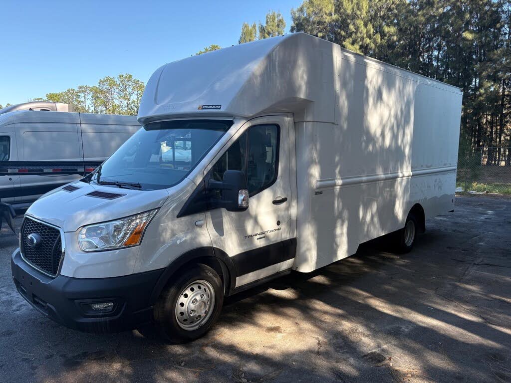 2022 Ford Transit Chassis 350 HD 10360 GVWR 178 Cutaway DRW RWD