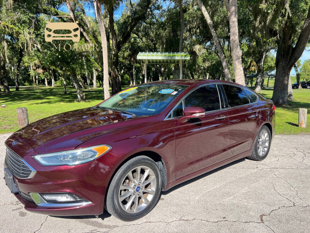 2017 Ford Fusion SE