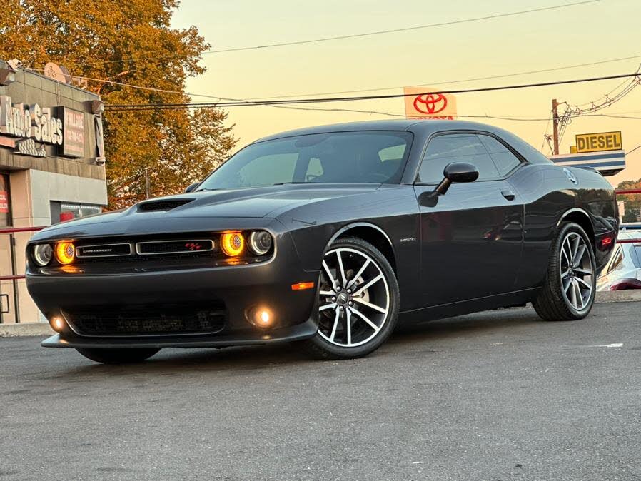 2022 Dodge Challenger R/T RWD